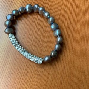 🔥 BUNDLE FOR DISCOUNT! Pearl and Diamanté Stretch Bracelet